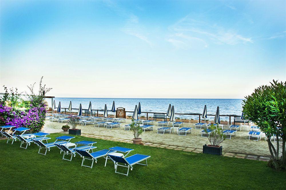 Hotel Acquasanta Террачина Экстерьер фото